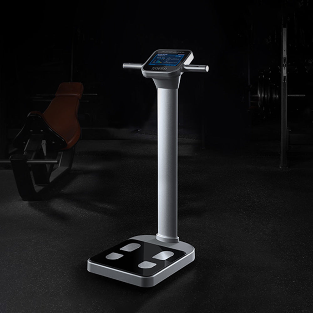 Yolanda CP10A body composition analyzer gym lifestyle scene